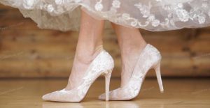 راهنمای خرید بهترین کفش مناسب عروس